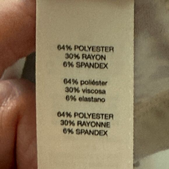 Zynergy by Chico's Gray Tone on Tone Scooped Neck, Knit Top, Medium - Picture 2 of 8